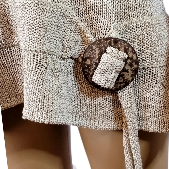 Ladies cream Knit Braid Top V neck with rainstones, Size Large - Picture 4 of 8